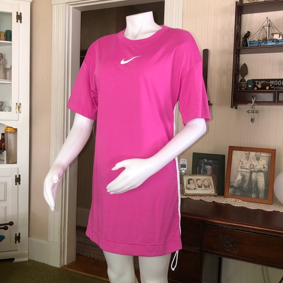 nike t shirt dress pink